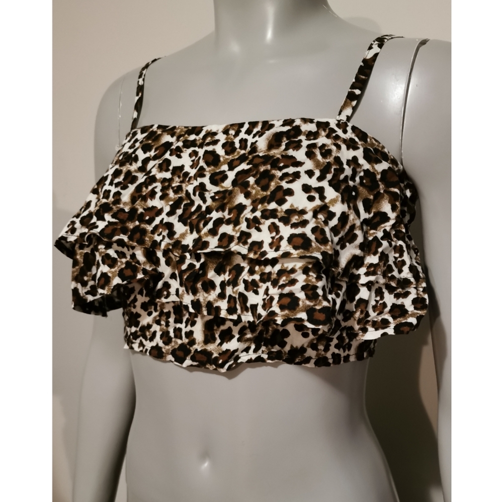 Dream State EUC animal print ruffle crop top